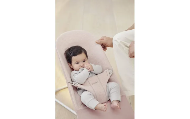 Шезлонг для немовлят BabyBjorn Bouncer BLISS 3D Jersey Light Pink — Photo 12