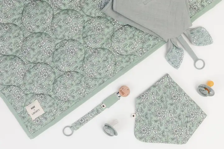 Нагрудник BIBS x Liberty Bandana Bib – Capel Sage — Photo 7