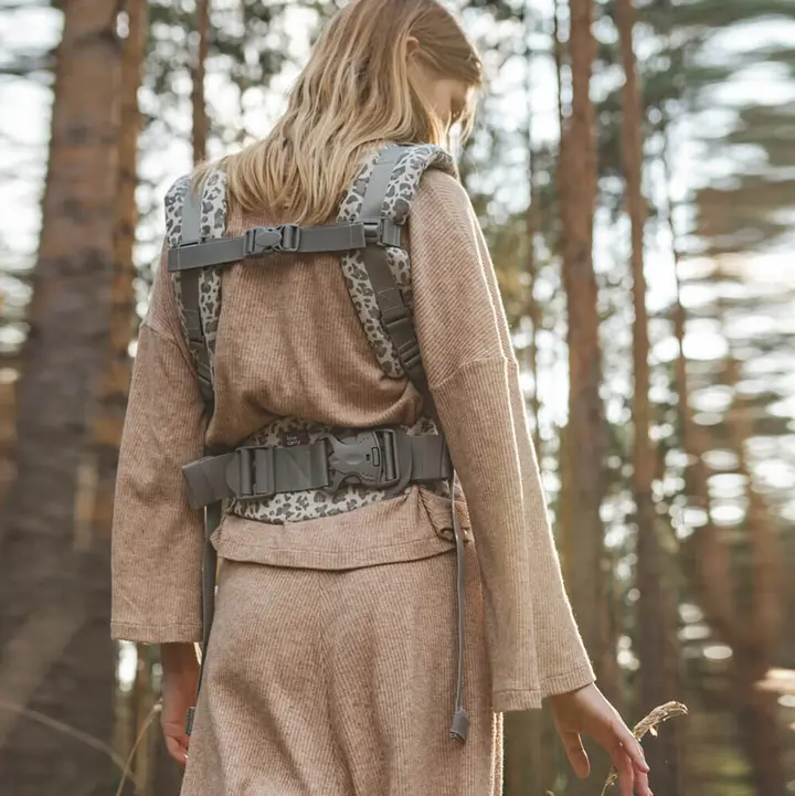 Ерго-рюкзак Love &amp; Carry ONE Organic Лео — Photo 7