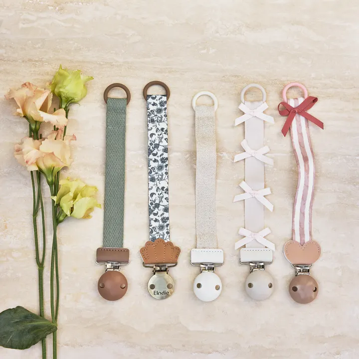 Тримач для пустушки Elodie Details Wood All About Bows — Photo 6