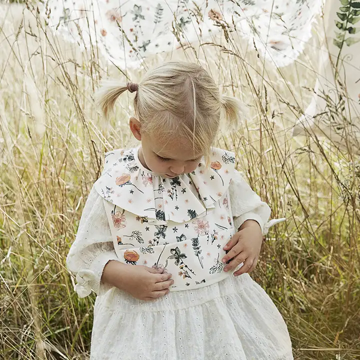 Нагрудник для годування Elodie Details Baby Bib Meadow Blossom — Photo 3