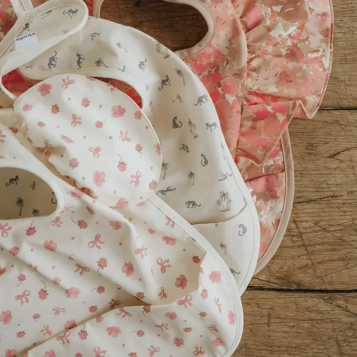 Нагрудник для годування Elodie Details Baby Bib Petit River Rose — Photo 11