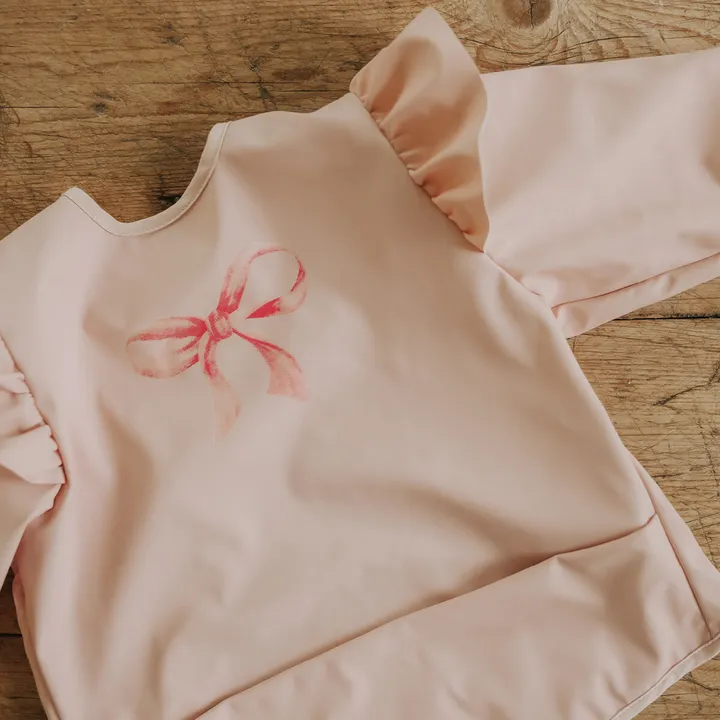 Нагрудник з рукавами для годування Elodie Details Longsleeved Baby Bib Rosy Bow — Photo 11