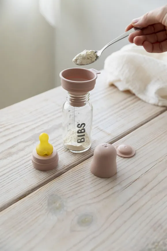 Дитяча пляшечка BIBS Baby Bottle Round Latex 150 мл Slow Flow (повільний поток) Ivory — Photo 9