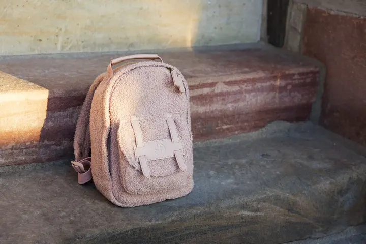 Рюкзак Elodie Details MINI Pink Bouclé — Photo 9
