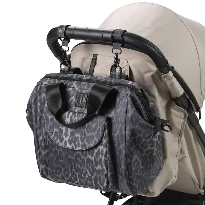 Сумка для мами Elodie Details Le Leopard — Photo 12