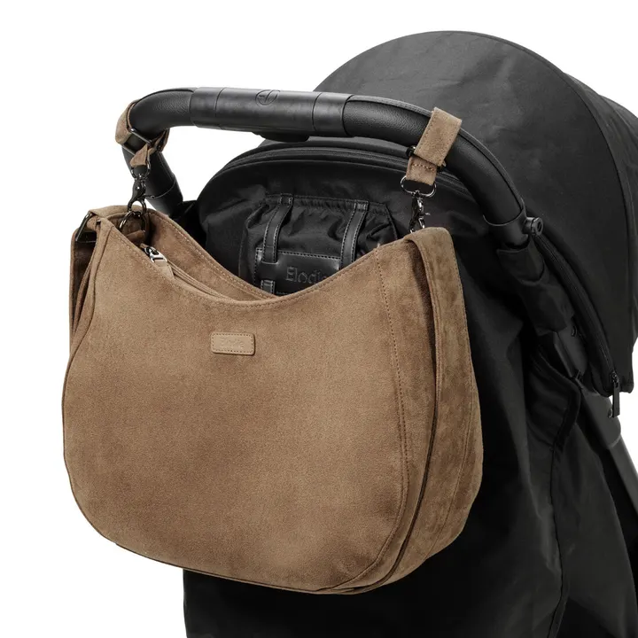 Сумка для мами Elodie Details Moon Bag Caramel Brown — Photo 11