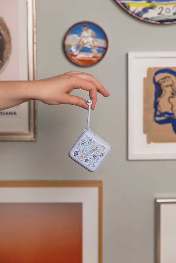 Контейнер для пустушок BIBS x Liberty Pacifier Box – Chamomile Lawn Baby Blue — Photo 6