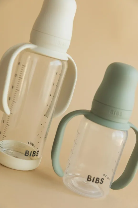 Скляна дитяча пляшечка BIBS Glass Baby Bottle Round Silicone 1 pack 240 мл Medium Flow (середній потік) Baby Blue — Photo 8