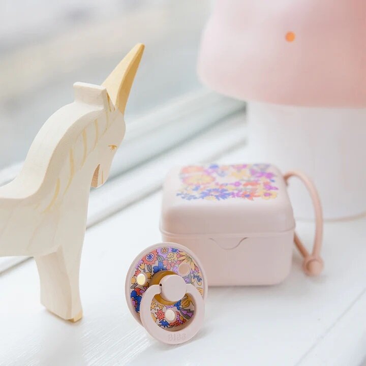 Контейнер для пустушок BIBS x Liberty Pacifier Box – June Blossom Blush — Photo 7