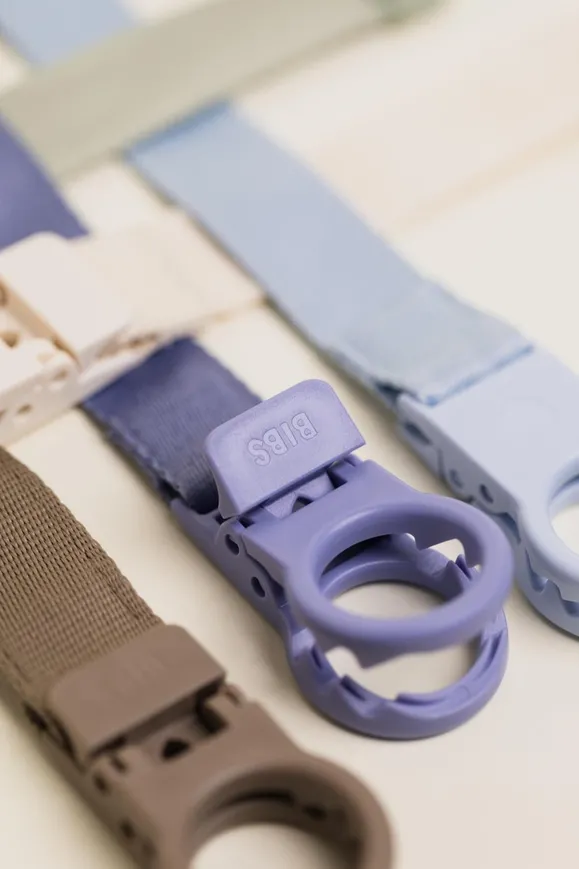 Тримач-стрічка для пустушки з петлею BIBS Pacifier Clip Loop Pine — Photo 26
