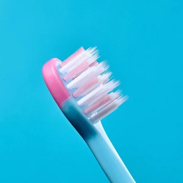 Зубна щітка Brush-Baby FlossBrush (3-6 років) Фламінго, на ніжці-липучці (подвійна упаковка) — Photo 5
