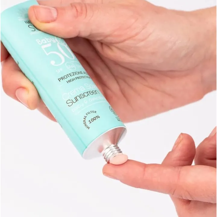 Органічний дитячий сонцезахисний флюїд SPF 50 в алюмінієвій тубі Officina Naturae, 75 мл — Photo 11