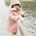 Плед Elodie Details Furry Knit Blanket Faded Rose — Photo 3