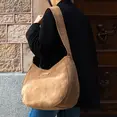 Сумка для мами Elodie Details Moon Bag Caramel Brown — Photo 4